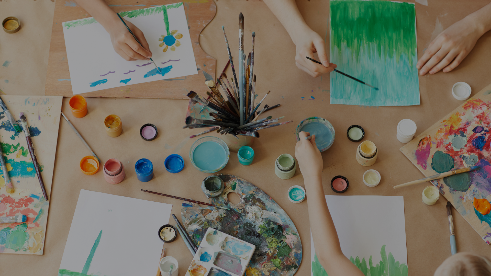 Malkurse in Wiesbaden für Kinder. Kreativität und Selbstausdruck fördern um zu einem starken Erwachsenen werden zu können.